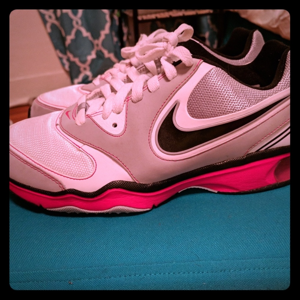 Sold***Nike Air Compete TR 88 Women's Size 9